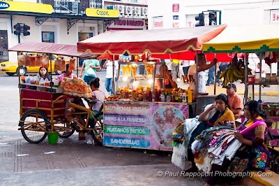 Plaza Grande on Sunday morning