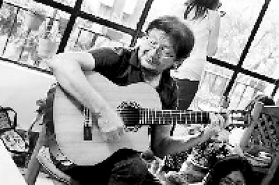 Jorge Buenfil in Concert